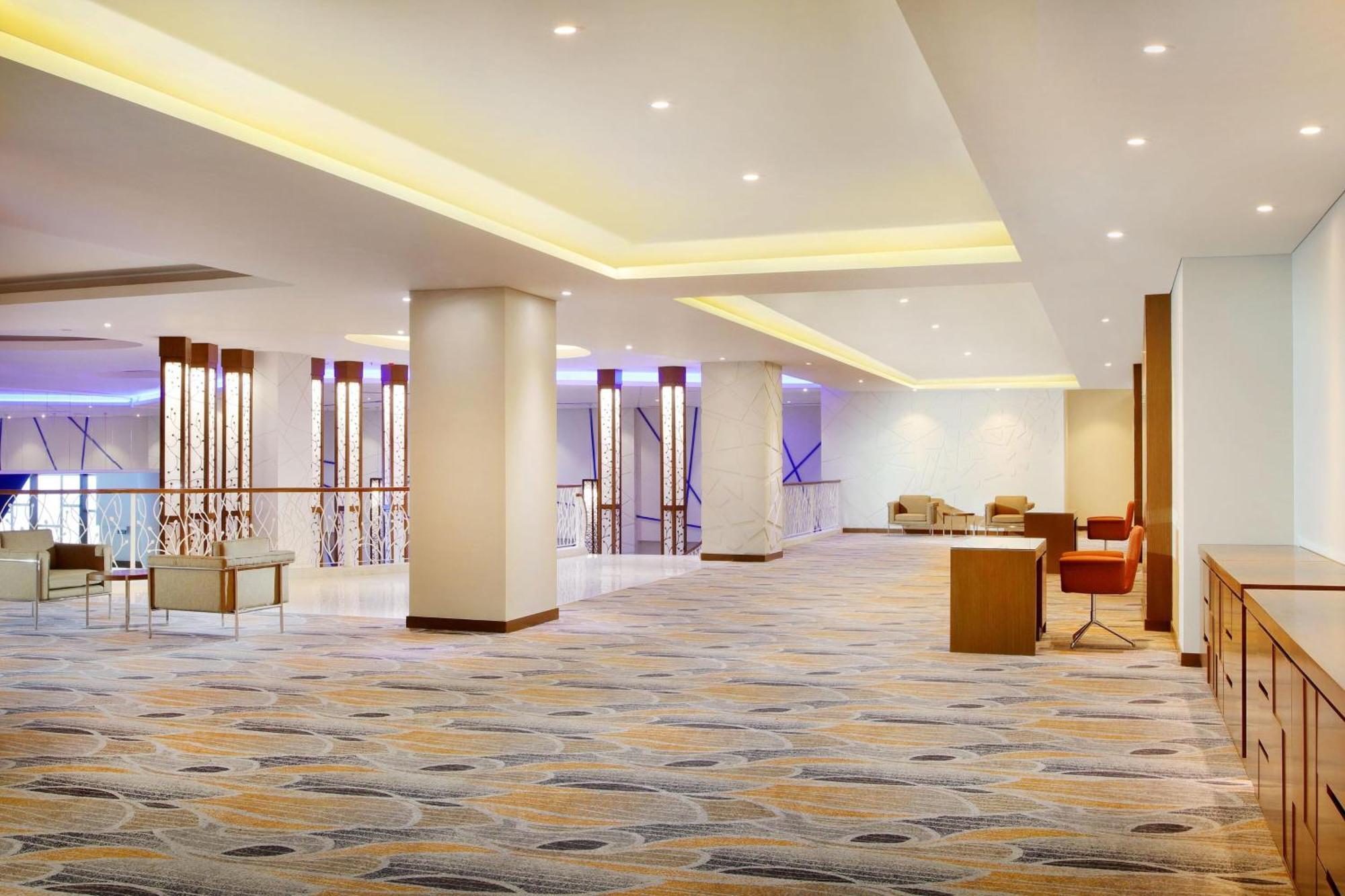 Four Points By Sheraton Manado Eksteriør bilde