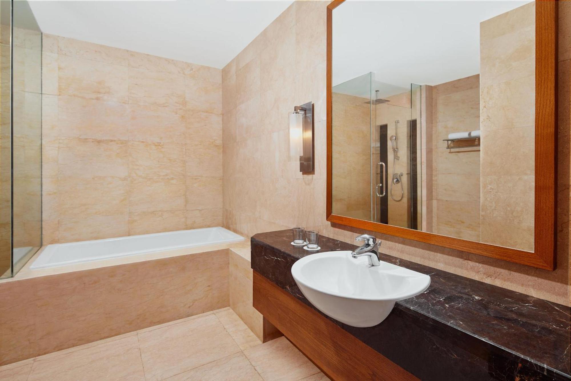 Four Points By Sheraton Manado Eksteriør bilde